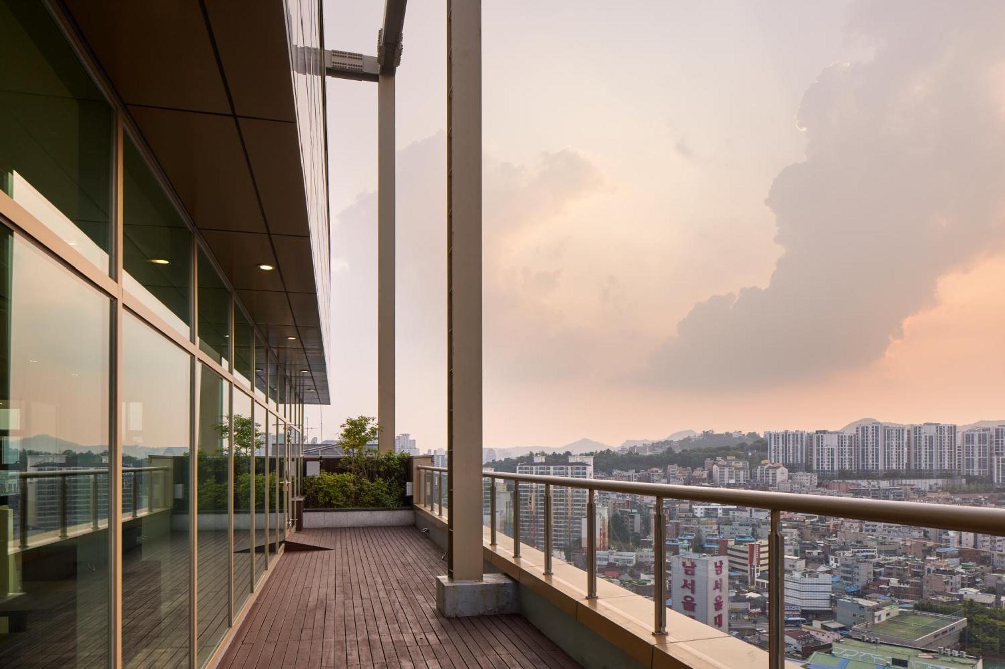 Mangrove Sinseol Hotel Seoul Exterior photo